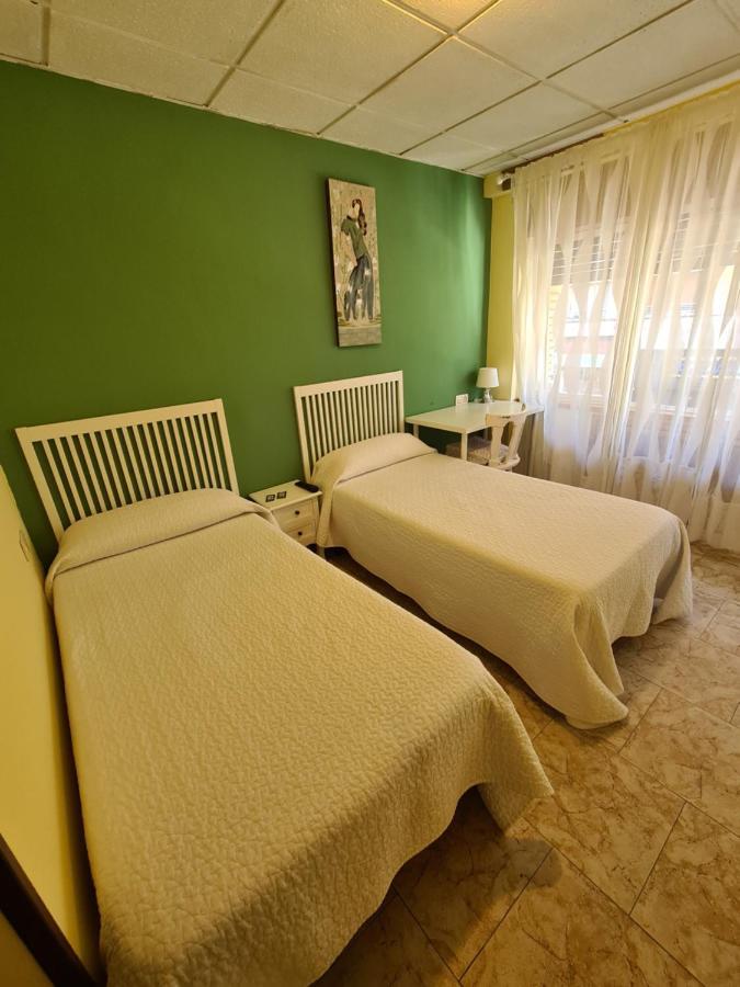 Hostal Foncalada オビエド 部屋 写真